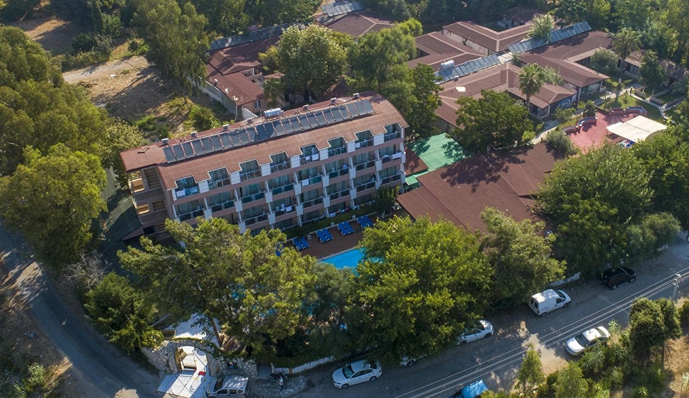 Aperion Beach Hotel