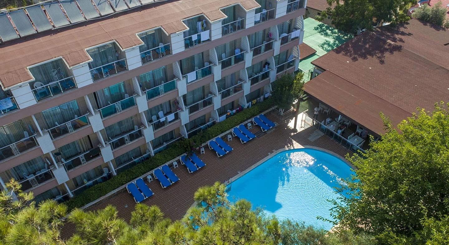 Aperion Beach Hotel